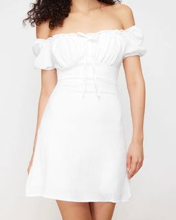 一字膊連身裙白色連身短裙64236714105857110