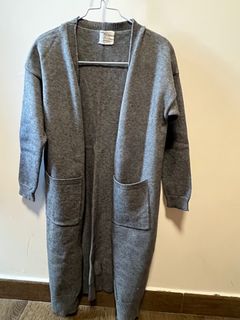 灰色長款針織外套64237118043907110