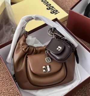 💎品質保障💎古良吉吉新款豬豬雲吞包64239408216323110