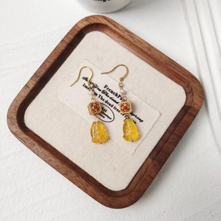 蜜蜡小鱼耳坠64240751810050110