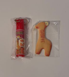 全新未開封 愉快動物餅長頸鹿潤唇膏64244796446081110