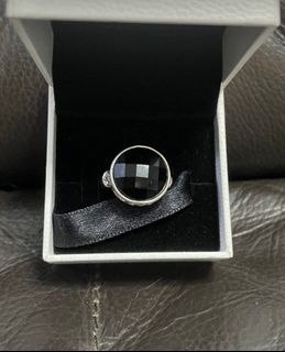 真黑色瑪瑙 寶石戒指 戒指臂鑲有水晶64239558095745110