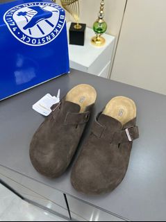 💎誠信賣家💎𝐁𝐢𝐫𝐤𝐬𝐭𝐨𝐨𝐜𝐤 · 勃肯鞋，包頭半鞋64241279789186110