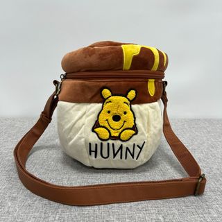 美國 DISNEY WINNIE THE POOH 小熊維尼 蜂蜜樽造型 啡白色棉布 HONEY HUNNY 斜咩袋64235807222402110