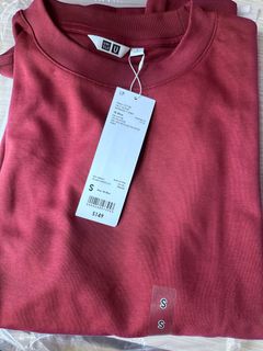 全新 女裝UNIQLO S碼 T恤棗紅色64235212784001110