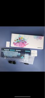 Clearance Price ~ (New) Varmilo Brand (VEA108/C-TK Brown/aurora) Aurora 108 Keys Tri-mode Mechanical Keyboard ~ Varmilo VEA108 Aurora Gaming Mechanical Keyboard with Cherry MX Brown Switches ~ Wired / Bluetooth / 2.4G64238205323907110
