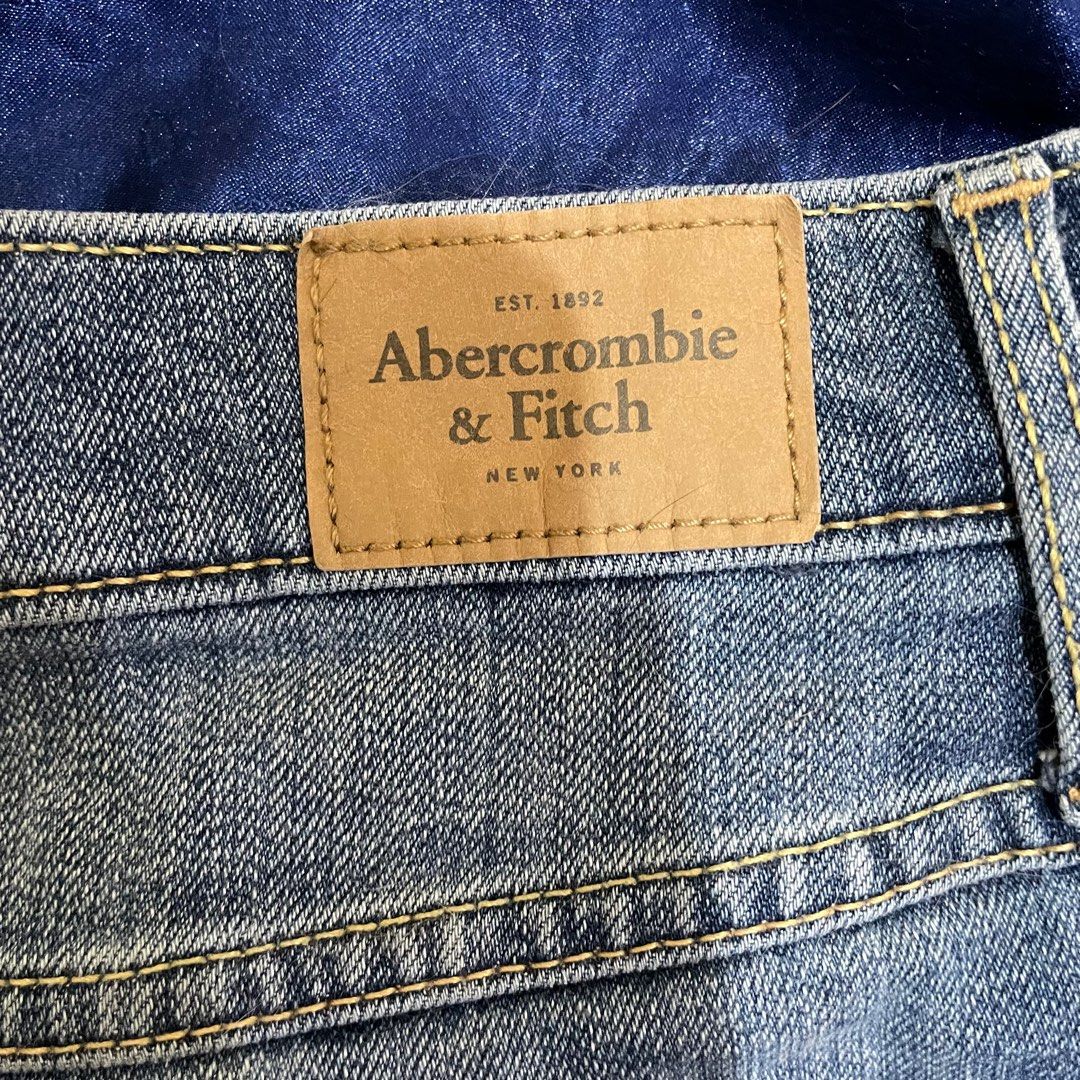 Abercrombie & Fitch Denim Shorts (Category: Shorts) located in Paranaque City. Submitted by eiiaaa (Listing ID 1399449459, Image 3). Description: - Abercrombie & Fitch denim shorts - Light wash - Size 4, fits waist 27 inches - Classic five-pocket design - Raw hem - Button and zipper closure - Abercrombie & Fitch logo on back - Made in New York.
