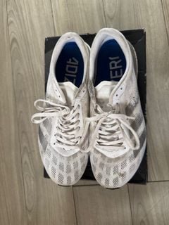 Adidas Adizero Boston 9 跑鞋 一對 ( 環保價 US 9 連 原裝鞋盒 )64243554986881110