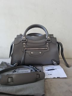 (Kategori: ) berada di . Dikirim oleh devianamarissa (ID iklan 1399571045, Gambar 1). Deskripsi: .