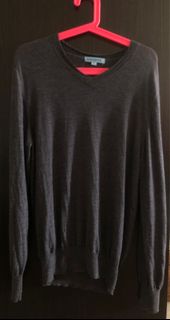 Baleno 深灰色V領上衣64238577752321110