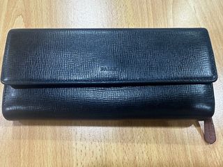 (Category: ) located in . Submitted by anneooi (Listing ID 1399476111, Image 1). Description: .
