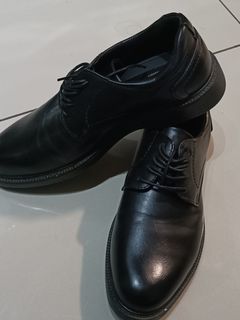 (Category: ) located in . Submitted by yourgotoutfit (Listing ID 1399460274, Image 1). Description: .