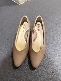 (Category: ) located in . Submitted by preloved_hc (Listing ID 1399547688, Image 1). Description: .