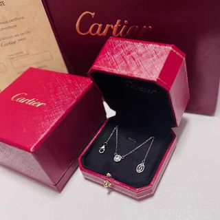 Cartier UFO necklace, a delicate and small UFO pendant with diamonds, simple and generous, versatile and suitable for all clothes and people64239925238785110