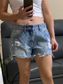 Cotton on jean shorts牛仔短褲64235515166337110