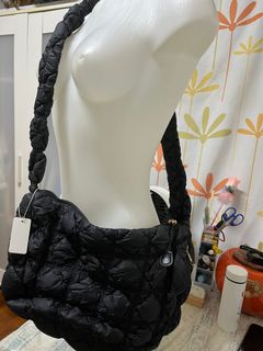 Crescent style bubble bag64240106208002110