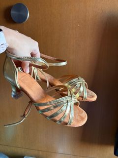 (Category: ) located in . Submitted by dobypreloved (Listing ID 1399558232, Image 1). Description: .