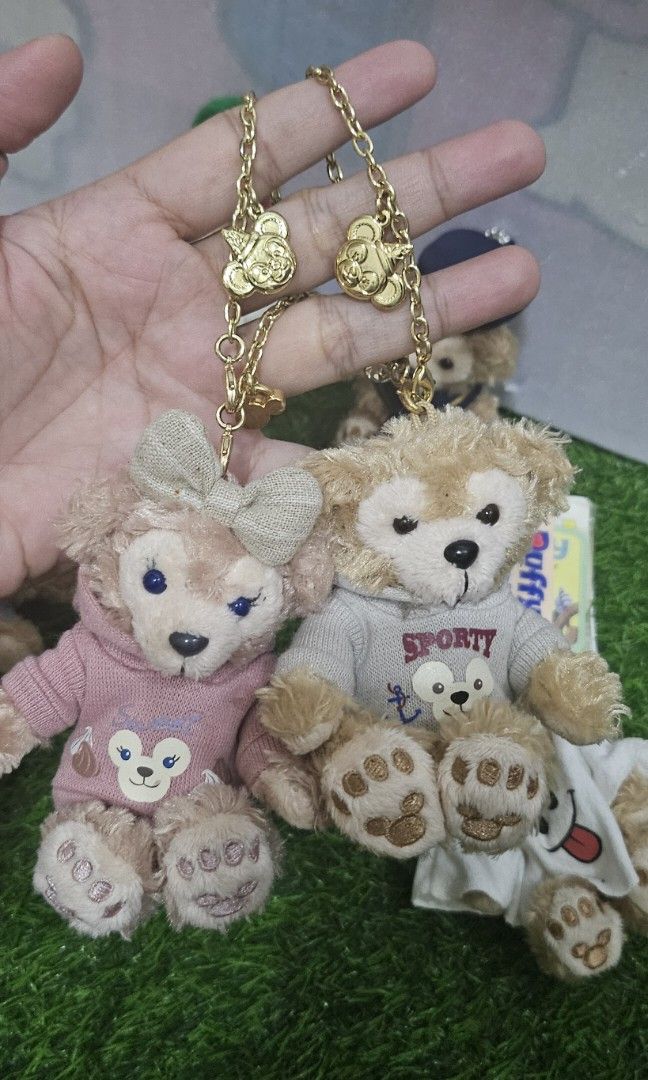Duffy plush charms bundle (Category: Plushies & Soft Toys) located in Umingan. Submitted by liezelsona48963 (Listing ID 1399574706, Image 2). Description: 6 pcs duffy plush charms w/ tags ung iba disney mop gcash.