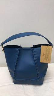 Flora 藍色手織帶手提包64237344022275110