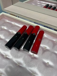 Giorgio Armani 紅管唇釉64236318043011110