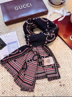 🌟Official Website Authorized Merchant🌟 Gucci Double-Sided Wool Scarf with Dark Blue Base and Red-White Plaid Trim64237565644419110