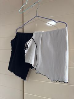 GU荷葉邊T恤64236714265602110