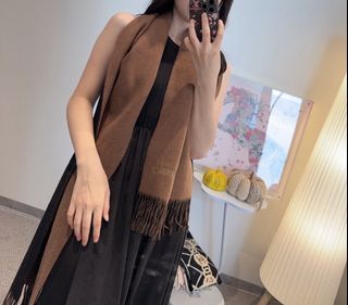 💎Quality Assurance💎HERMFS 【Hermès】Paris Fashion Show Double-Sided Cashmere Scarf Size: 180*30cm64240752268547110