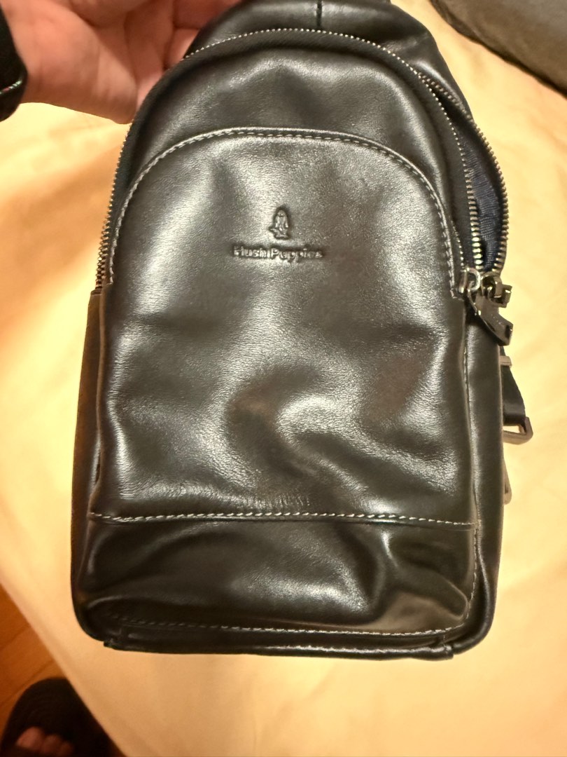 Hush Puppies Leather Sling Bag Black, Men's Fashion, Bags, Sling