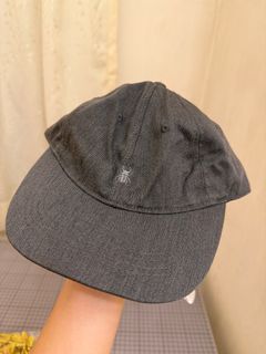 initial 灰色帽子64242679311746110