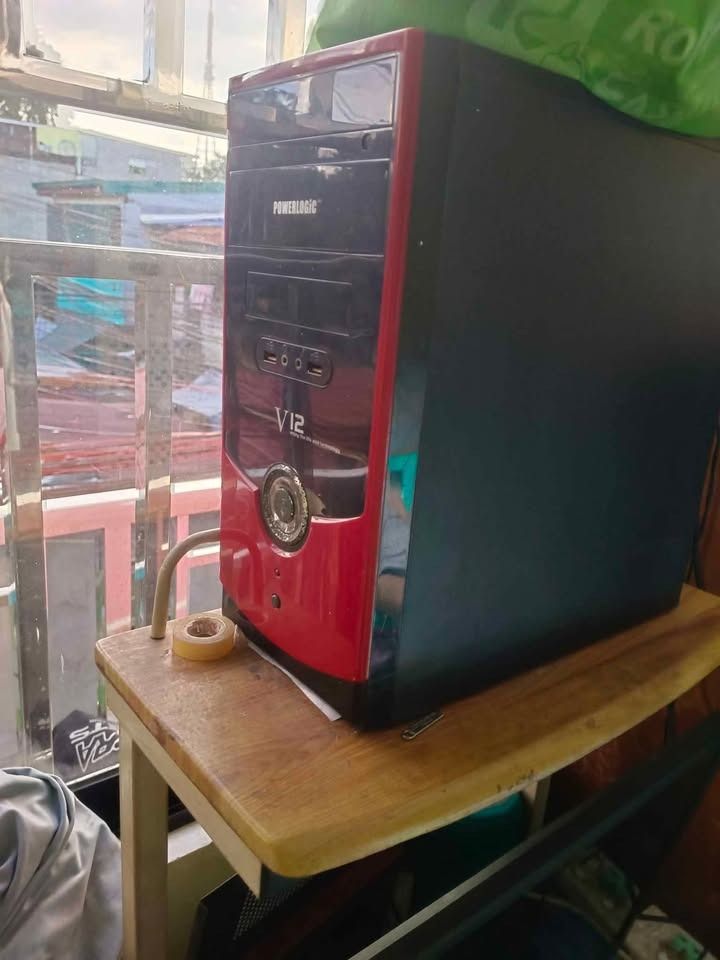 intel i5 desktop pc (Category: Desktops) located in Quezon City. Submitted by robertricoraval413981 (Listing ID 1399586368, Image 1). Description: - Intel i5-4590 CPU - 8GB RAM - 119GB Storage ssd - Includes Monitor, Keyboard, and Mouse - Powerlogic V12 Case (Black & Red) - Windows Operating System windows 11 text or call 09641658066/09369609511.