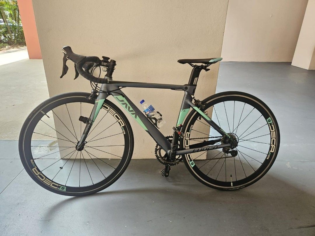 Java Fuoco roadbike (Category: Bicycles) located in Singapore. Submitted by cosylilcloset (Listing ID 1399572513, Image 1). Description: Selling off my Java Fuoco due to upgrading of bicycle Retail going around for $1400 Frame: ALLOY 7005 FUOCO Size: 46 Fork: Carbon T1000 Crankset: DECA CNC 53-39 Shifters: SHIMANO 105 5800 Speed: 22 Chain: Shimano 11S Wheel: DECA AL WHR42 Seat post: Deca Handlebar: Deca AL 400 Minor cosmetic scratches from past r