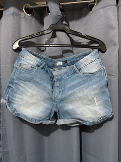 (Category: ) located in . Submitted by shopchaze (Listing ID 1399495586, Image 1). Description: .