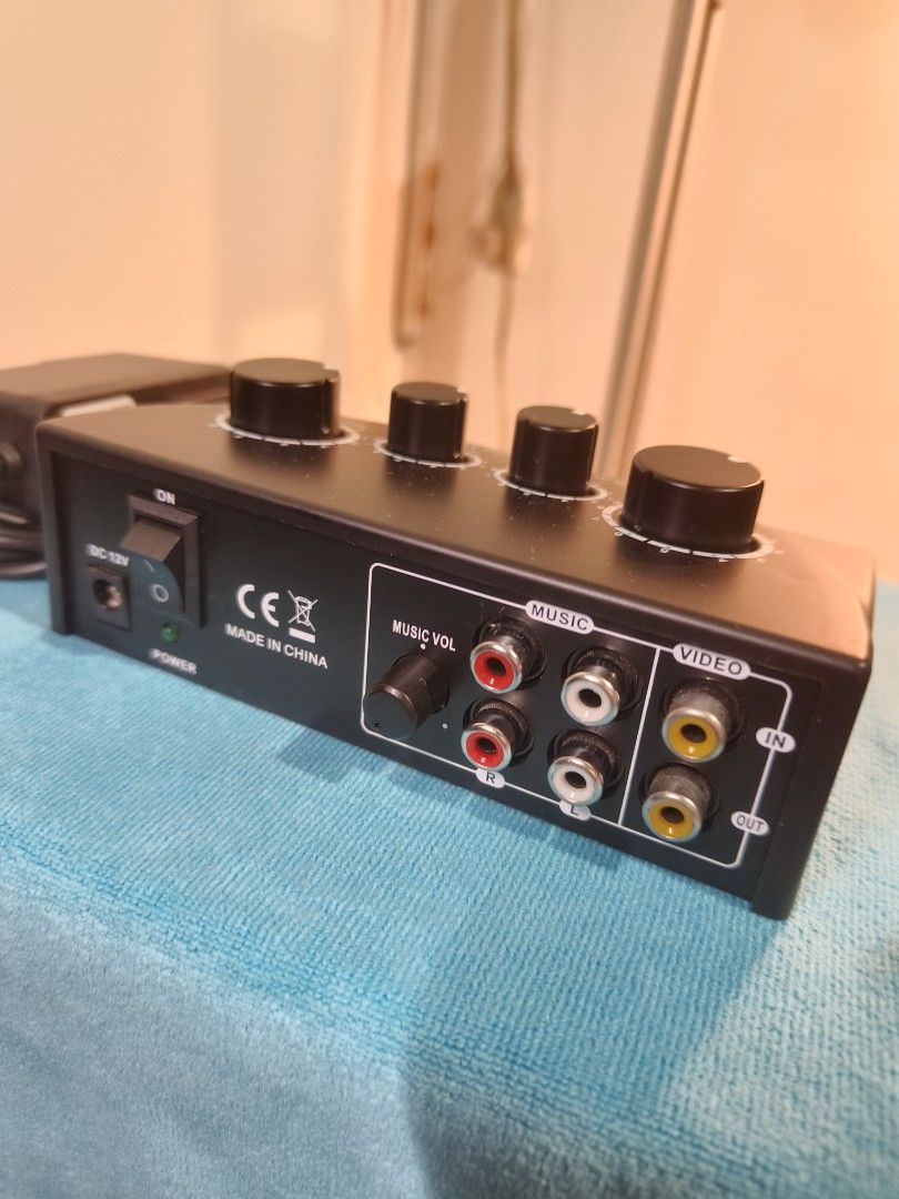 Karaoke Sound Mixer (Category: Microphones) located in Makati City. Submitted by franco31 (Listing ID 1399589886, Image 3). Description: .