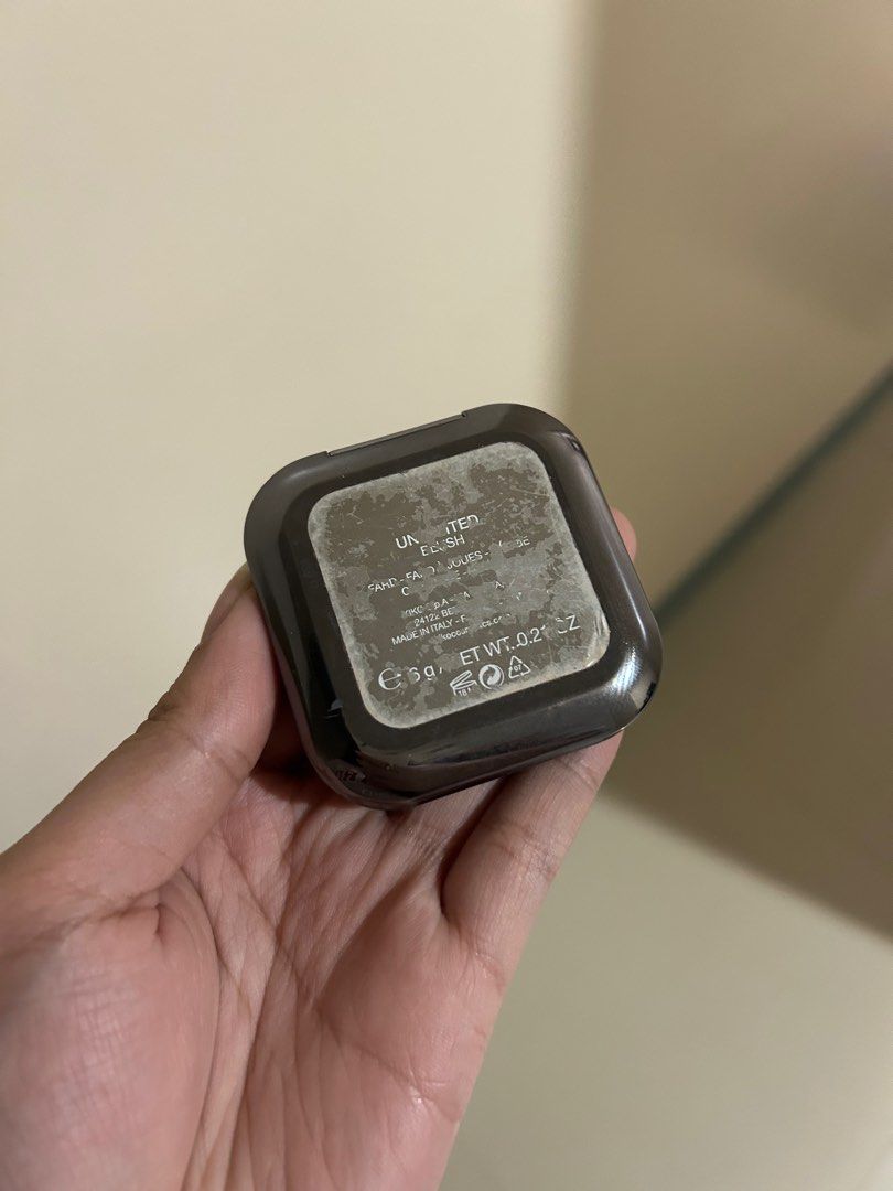Kiko Milano Unlimited Blush (Category: Makeup) located in Polomolok. Submitted by kasseyb (Listing ID 1399546088, Image 3). Description: Only used for a week, barely used it, and then na basag 🥹 fixed it up with alcohol Price is negotiable basta sure buyer! - Kiko Milano Unlimited Blush - Color: Dusty Rose - Square compact with mirror - Net weight: 6g / 0.21 oz - Made in Italy Meetup: Davao, Savemore Bangkal Shipping: buyer will shoulder shippin
