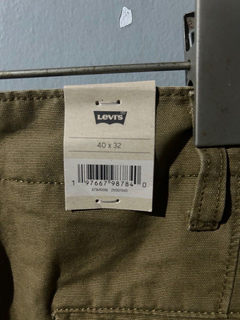 Levi's XX Cargo Straight Pants (Category: Jeans) located in Las Pinas. Submitted by bbfinds222 (Listing ID 1399594374, Image 3). Description: LEVIS XX CARGO STRAIGHT bnew, bought from US ($69.50 SRP) 40 x 32 on tag.
