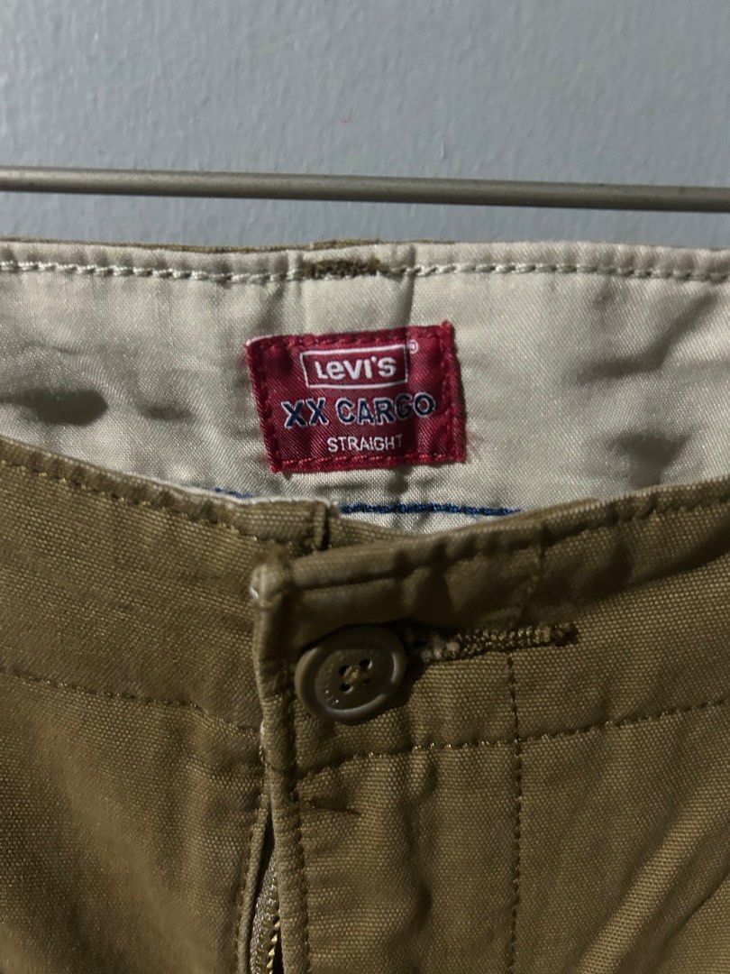 Levi's XX Cargo Straight Pants (Category: Jeans) located in Las Pinas. Submitted by bbfinds222 (Listing ID 1399594374, Image 2). Description: LEVIS XX CARGO STRAIGHT bnew, bought from US ($69.50 SRP) 40 x 32 on tag.