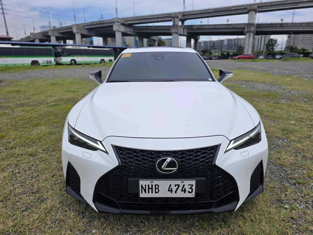(Category: ) located in . Submitted by quality_cars (Listing ID 1399453662, Image 1). Description: .