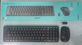 Logitech MK220 Wireless Keyboard and Mouse Combo64234491126529110