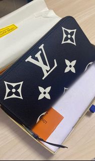 Package SF❗️LV Black Stylish Long Wallet👛64241107946883110