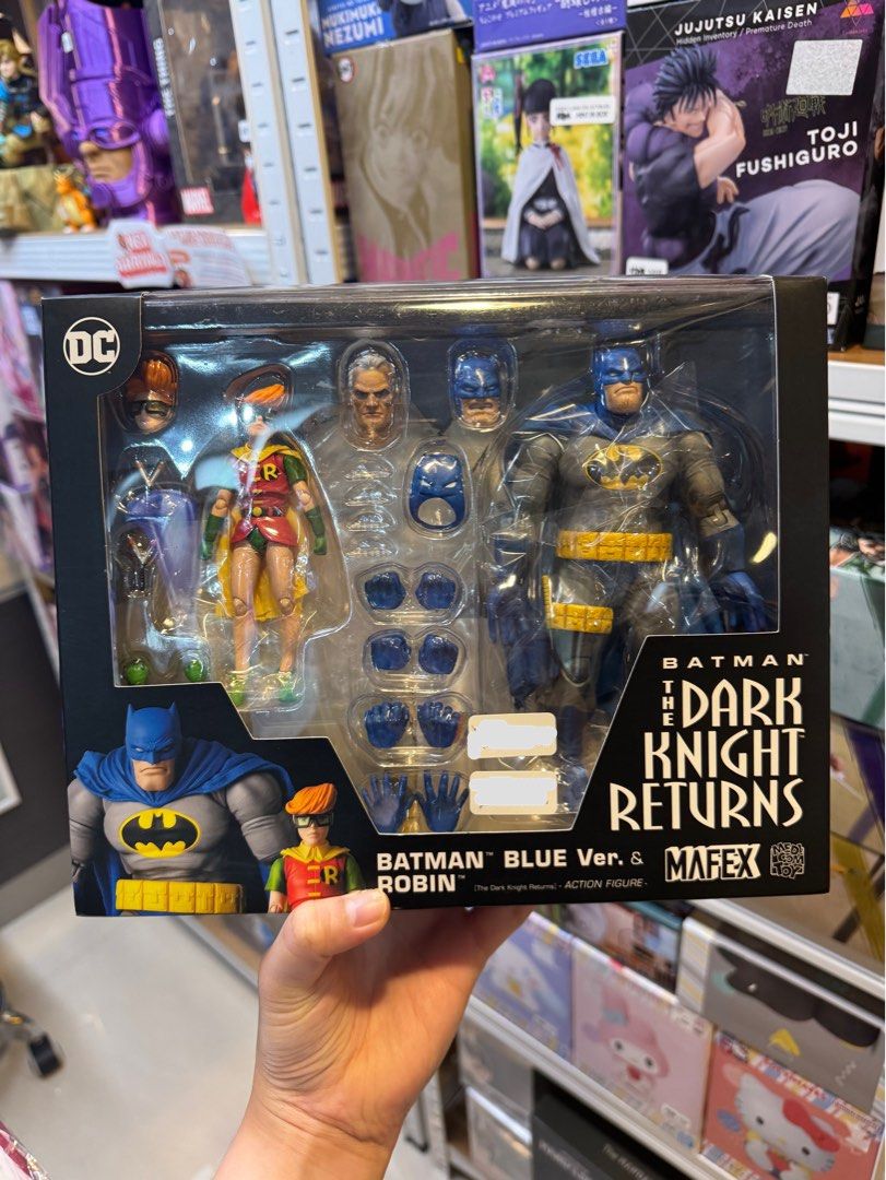 MAFEX Batman: The Dark Knight Returns (Blue Version & Robin) (Category: Figurines & Statues) located in Davao. Submitted by capsuleplanetph (Listing ID 1399572740, Image 1). Description: 🦇 MAFEX The Dark Knight Returns: Batman & Robin (Blue Ver.) Action Figure Set 🔥 RARE MAFEX DC Comics Collectible! 🔥 This is the ultimate set for any serious Batman collector. Get the iconic design from Frank Miller's The Dark Knight Returns saga! 🦇 Product: M