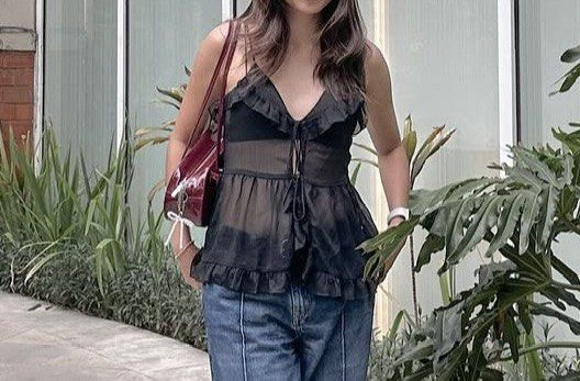Monki Frilled Sleeveless Blouse - Black/L (Category: Blouses) located in Quezon City. Submitted by mer.declutters (Listing ID 1399502406, Image 2). Description: - Black Monki sleeveless blouse - V-neckline with tie detail - Adjustable spaghetti straps - Ruffled hem - Sheer fabric - Size: International L - Bought from Zalora - Super great as it is or for layering!!.