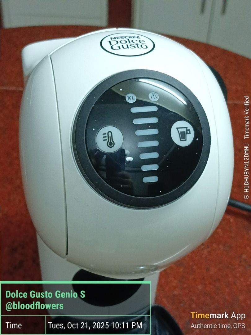 nescafe dolce gusto genio s basic coffee machine maker (Category: Coffee Machines & Makers) located in Antipolo. Submitted by bloodflowers (Listing ID 1399609665, Image 3). Description: actual pix posted issues: no box; micro scratches due to cleaning rfs: no longer used; was given boxes of imported capsules which turned out to be incompatible* bought in s&r for ₱5,495 specs: https://www.dolce-gusto.com.ph/coffee-machine/genio/genio-s-basic-machi