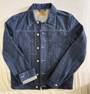 (Category: ) located in . Submitted by richcoolcloset (Listing ID 1399526004, Image 1). Description: .