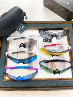 Oakley 歐克利OO9313 運動版 風鏡款 唔規則TR板材無框多邊形連體鏡片時尚太陽鏡（透明光學變色鏡片）28864234844281473110