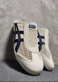 Onitsuka Tiger 鬼塚虎 舒適日常包頭拖鞋 男女同款 米藍色53764244632185346110