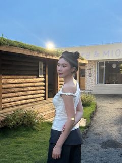 Jeju Onni Bloom Top (White) & Neck Strap Set64237117458050110