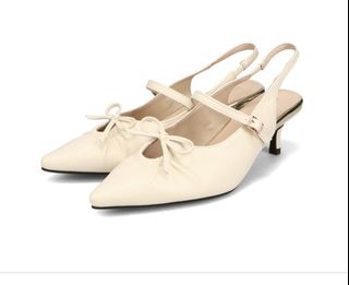 Oriental traffic 奶油色尖頭蝴蝶結高跟鞋64234004160258110