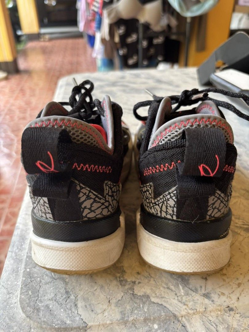 Original Jordan Why Not Zero.3 (GS) Black/Bright Crimson (Category: Babies & Kids Fashion) located in Quezon City. Submitted by lyneth2018 (Listing ID 1399538710, Image 2). Description: Lightly used EUR 36 23 CM 4Y Slightly Negotional for pick up or delivery c/o buyer. .