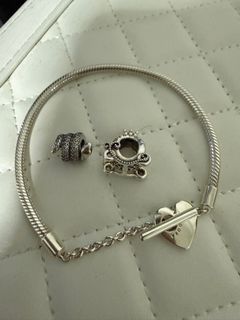 (Category: ) located in . Submitted by glittersboutique (Listing ID 1399557203, Image 1). Description: .