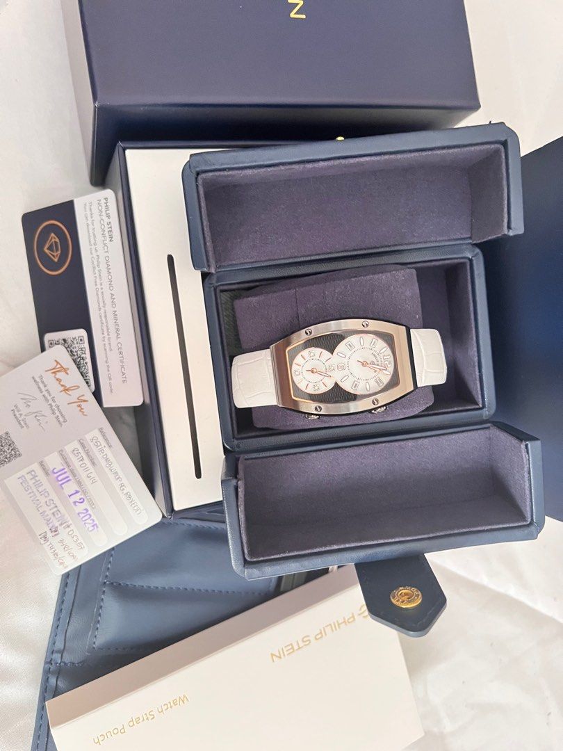 Philip Stein Signature Evoulution Diamond (Category: Luxury Watches) located in San Pablo. Submitted by LBRPoshDealsEtc (Listing ID 1399493072, Image 3). Description: 💯authentic Philip Stein Signature Evoution Diamond Watch Original price 71,000 php With extra original leather strap will include for free! #philipstein.
